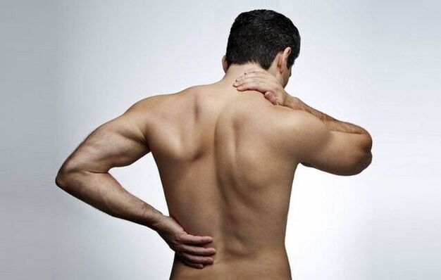 pain under the left shoulder blade spreading to the lower back