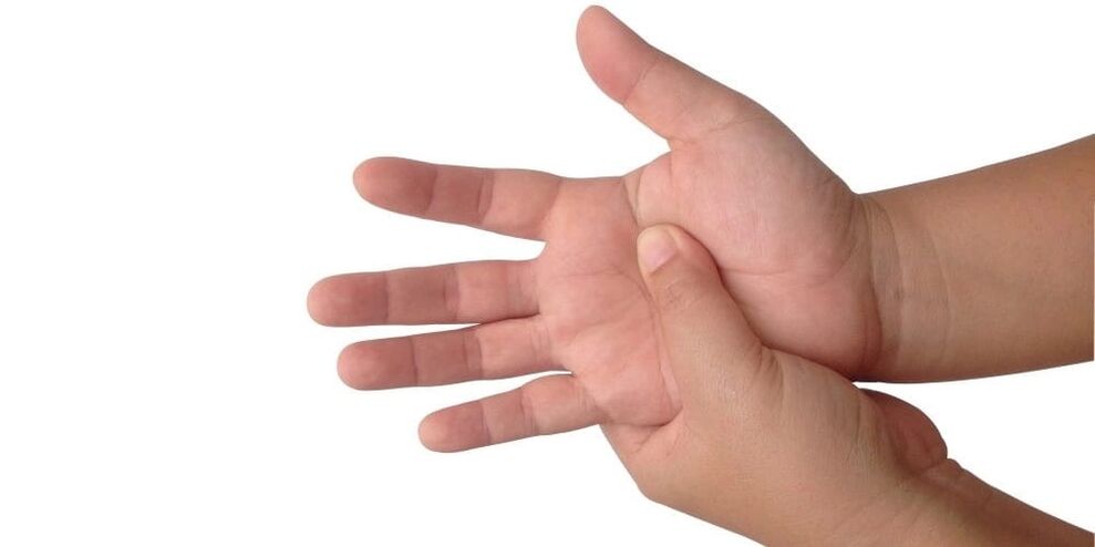 Pain in the fingers is a common symptom of many diseases.